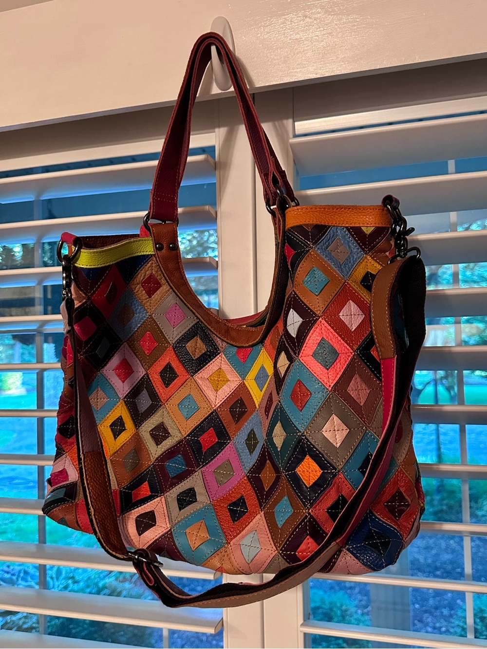 Colorful Diamond Patchwork Leather Shoulder Bag - Multicolor